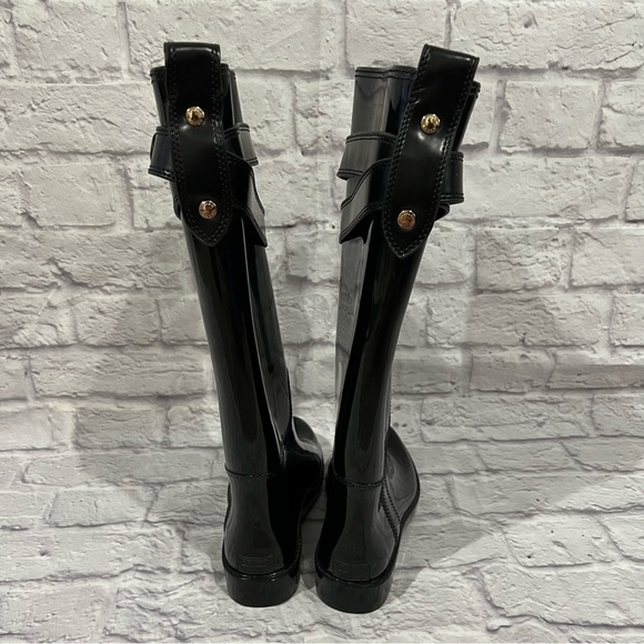 COACH TALIA BLACK TALL GOLD TURN LOCK LOGO RUBBER RAIN BOOTS A7850 Size 7 - Picture 7 of 13